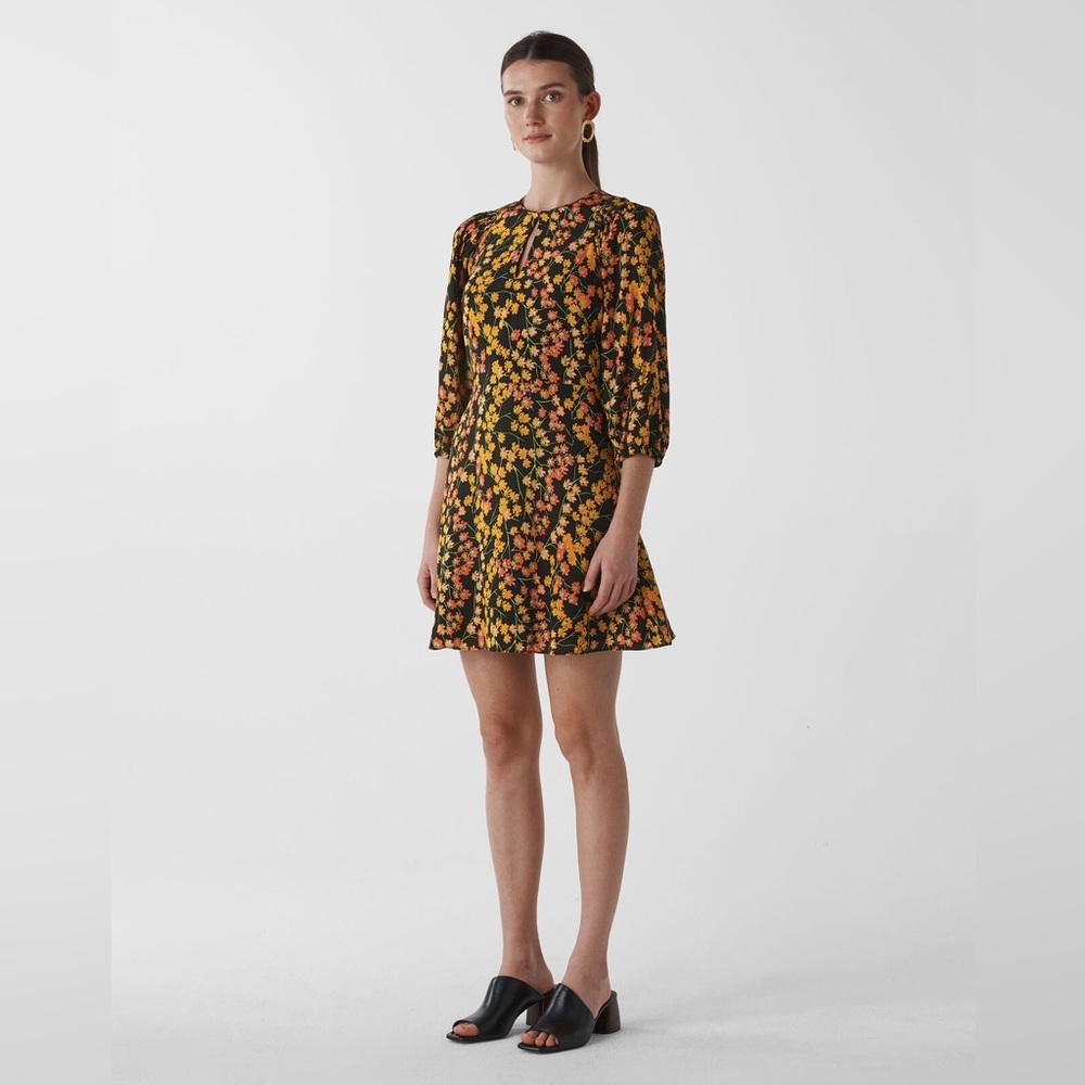 Whistles Ester Dress in Daisy Print - Size 4 US